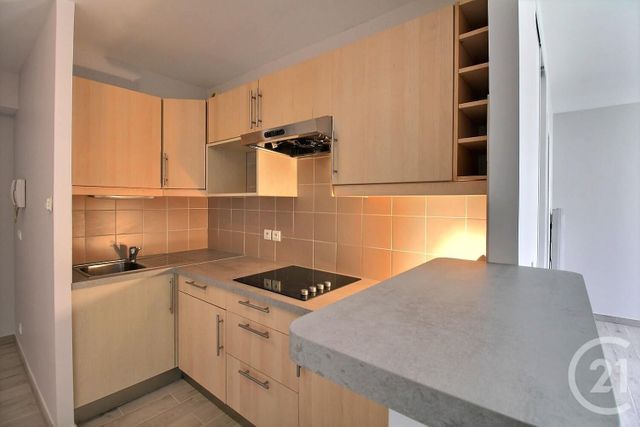 Appartement Studio à louer - 1 pièce - 34.35 m2 - JOINVILLE LE PONT - 94 - ILE-DE-FRANCE - Century 21 Vabel Immobilier
