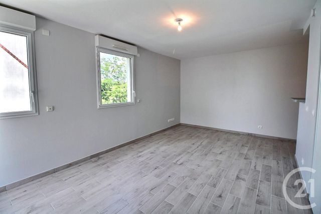Appartement Studio à louer - 1 pièce - 34.35 m2 - JOINVILLE LE PONT - 94 - ILE-DE-FRANCE - Century 21 Vabel Immobilier