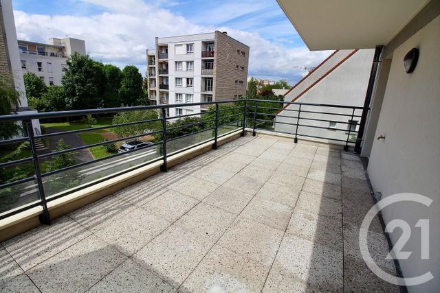 Appartement Studio à louer - 1 pièce - 34.35 m2 - JOINVILLE LE PONT - 94 - ILE-DE-FRANCE - Century 21 Vabel Immobilier