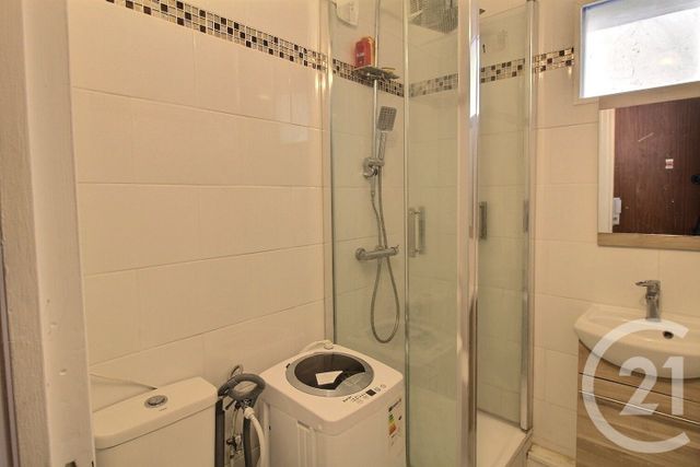 Appartement Studio Cabine à louer - 1 pièce - 19.18 m2 - JOINVILLE LE PONT - 94 - ILE-DE-FRANCE - Century 21 Vabel Immobilier