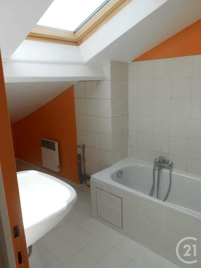 Appartement F2 à louer - 2 pièces - 40.98 m2 - CHARENTON LE PONT - 94 - ILE-DE-FRANCE - Century 21 Vabel Immobilier