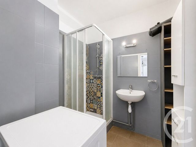 Appartement F2 à vendre - 2 pièces - 44.53 m2 - ST MAURICE - 94 - ILE-DE-FRANCE - Century 21 Vabel Immobilier