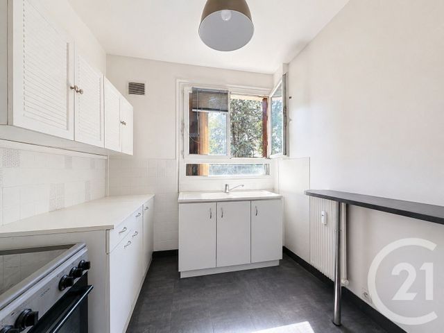 Appartement F2 à vendre - 2 pièces - 44.53 m2 - ST MAURICE - 94 - ILE-DE-FRANCE - Century 21 Vabel Immobilier