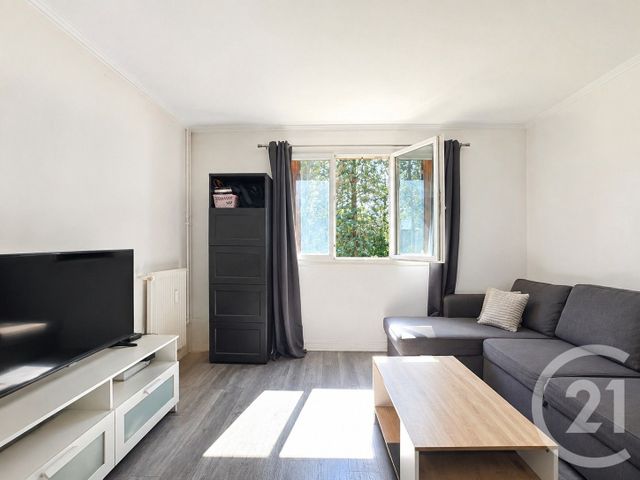 Appartement F2 à vendre ST MAURICE