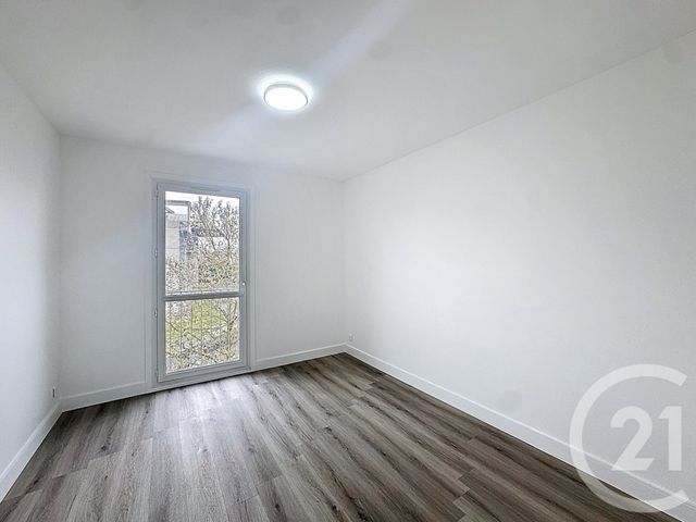 Appartement T3 à louer - 3 pièces - 50.33 m2 - ORLY - 94 - ILE-DE-FRANCE - Century 21 Vabel Immobilier