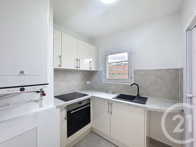 Appartement T3 à louer - 3 pièces - 50.33 m2 - ORLY - 94 - ILE-DE-FRANCE - Century 21 Vabel Immobilier