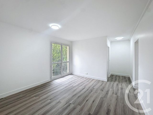 Appartement T3 à louer - 3 pièces - 50.33 m2 - ORLY - 94 - ILE-DE-FRANCE - Century 21 Vabel Immobilier