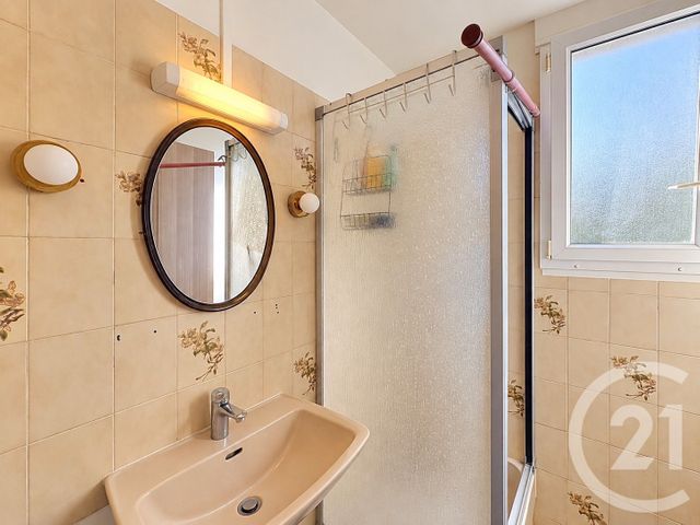 Appartement F2 à vendre - 2 pièces - 41.19 m2 - JOINVILLE LE PONT - 94 - ILE-DE-FRANCE - Century 21 Vabel Immobilier