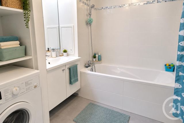 Appartement F4 à vendre - 4 pièces - 78.03 m2 - JOINVILLE LE PONT - 94 - ILE-DE-FRANCE - Century 21 Vabel Immobilier